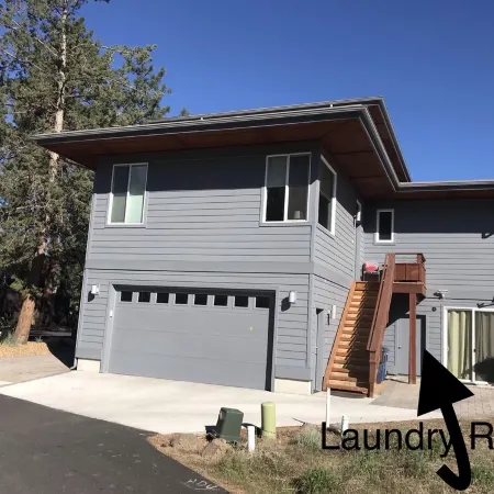 WOW-Great location, river access, trails, Old Mill, downtown and the mountain.