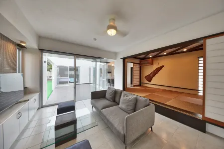 Sky Villa Toyohara Отели рядом с достопримечательностью «Bise-Fukugi Tree Road»