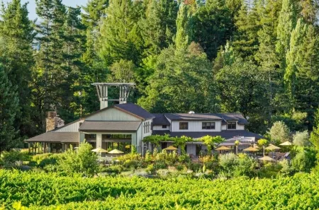 Villa Terra Bella, by Vinifera Homes