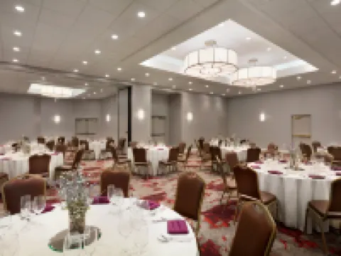 Embassy Suites by Hilton Temecula Valley Wine Country Hotels in Temecula