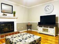 Downtown Family Home - Minutes to WB Stadium, Vista, 5 Points
