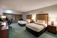 Ramada by Wyndham Nisku Edmonton Airport Hotels in Ниску