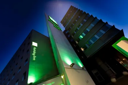 Holiday Inn Clermont - Ferrand Centre Отели рядом с достопримечательностью «Собор Нотр-Дам дю Пор»