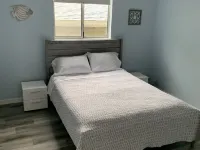 Stunning marina & Lake Michigan views, walking distance to downtown! Hotels in Manitowoc