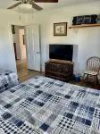 Beautiful pet friendly lodge in a quaint fishing village and sleeps 16