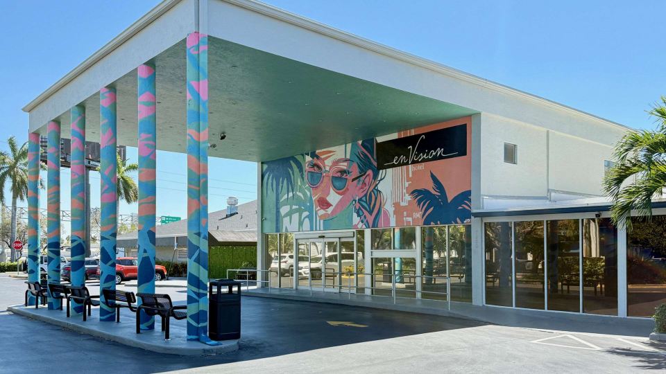 EnVision Hotel Miami International Airport