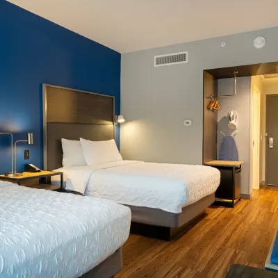 Tru by Hilton Atlanta Airport College Park Hotels near Georgia International Convention Center