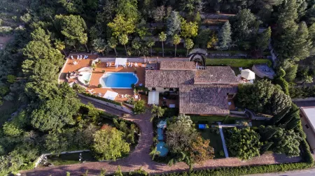 Luxury SPA Villa with Private Pool, Jacuzzi,Pine Forest - Available for Weddings