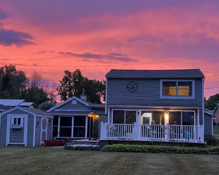 3 bedroom waterfront house with large yard and Gorgeous view of Braddocks Bay Hotels in Greece