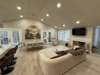 2 Luxury vacation homes 5bed/4bath combined