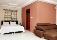 GSM Crown Inn Hotel Các khách sạn ở Ogbojo