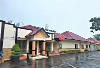 Motel Danau Toba International Hôtels à : Madras Hulu
