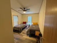 Well kept cozy home located right next to the Big Horn River and Yellowtail Dam