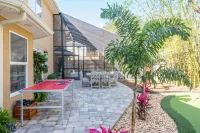 7BD, Heated Pool&Spa, Walk to Beach, PutPut, Golf Cart, 10 min. to Downtown!