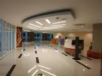 Apartemen Grand Kamala Lagoon by Cheapinn فنادق في South Bekasi