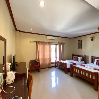 Chalouvanh Hotel