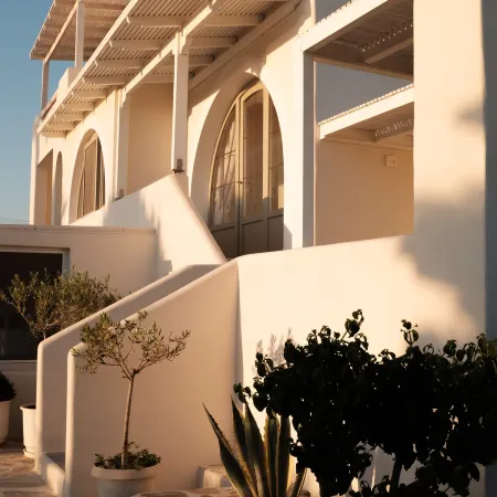 Villa Faros Small Hotel and Restaurant