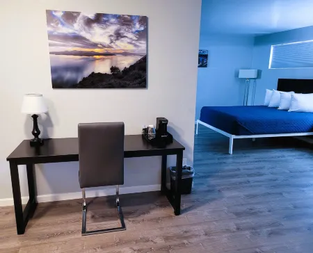 Cerulean Hotel Отели рядом с достопримечательностью «Скилет Хандл трейлхед»