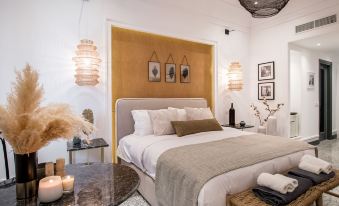 Amelot Art Suites