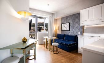 Downtown Athens Lofts - the Acropolis Observatory