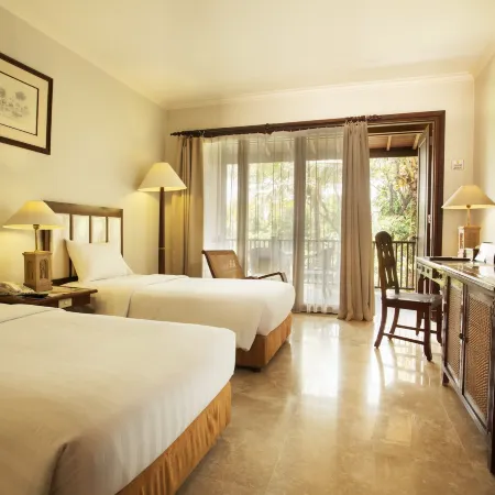 Laras Asri Resort & Spa