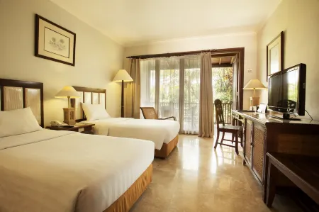 Laras Asri Resort & Spa