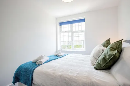 Host & Stay - Croydon Road Apartments