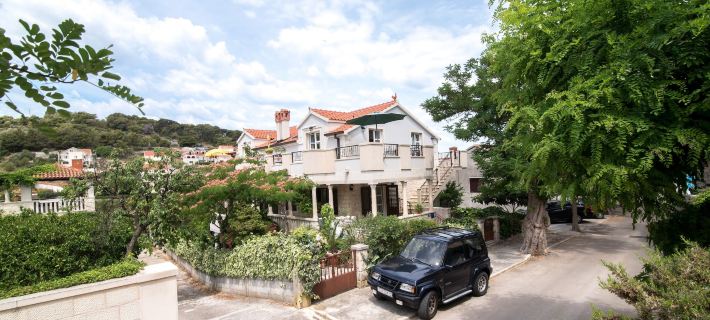 Apartments Mare Hotels in Postire