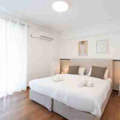 Seaside Elegance Brand New 2BD Luxury Stay Rooms