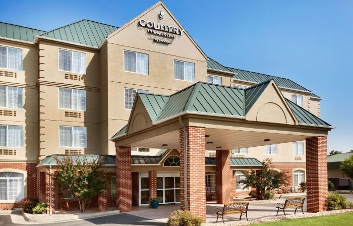Country Inn & Suites by Radisson, Lexington, VA