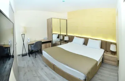 マンダリン ホテル エレバン国立大学周辺のホテル