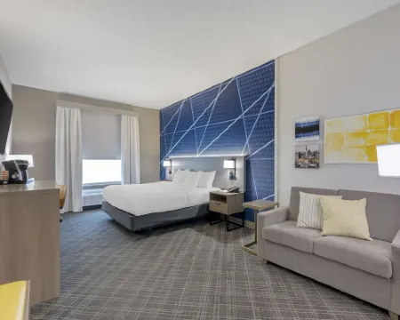 Comfort Suites West Indianapolis - Brownsburg Hotels in Brownsburg