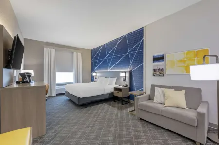 Comfort Suites West Indianapolis - Brownsburg Отели в г. Питтсборо