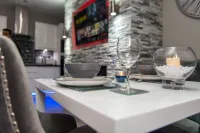 Aphrodite Suites Huddersfield Các khách sạn ở Huddersfield