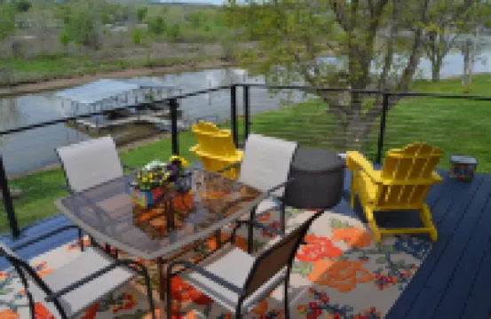 Lakefront, Private Dock on Cove Near HaHa Tonka, Ballparks National Park, Kayaks 沃倫酒店