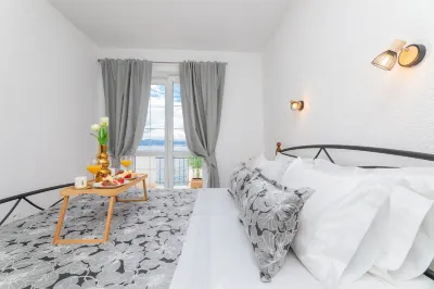 Apartments Tino