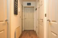 Stylish Flat with Sofa Bed in Malmesbury!