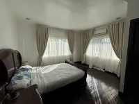 Elegant 3Br Private Home in Vista Grande Hotel dekat Igutan Falls