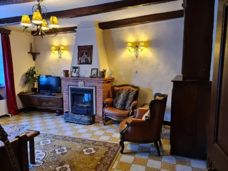 Hotel des Etrangers Отели в г. Пеон