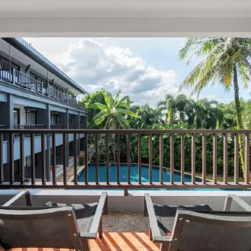 Kokotel Khao Lak Montana Отели рядом с достопримечательностью «Коралловый мыс»
