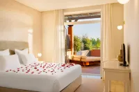 Monte Santo Resort Hotels in Estômbar