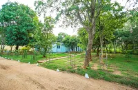 Candila Hotel & Sports Club Hotels in Palugaswewa