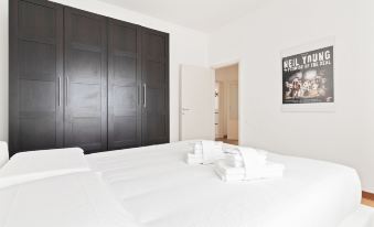 Santa Rita Roomy Apartments