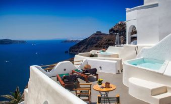 Aperto Suites - Adults Only