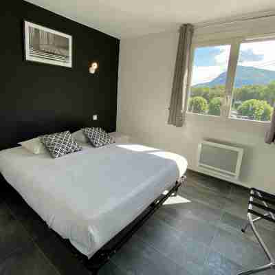 Logis Hôtel le Néron Rooms