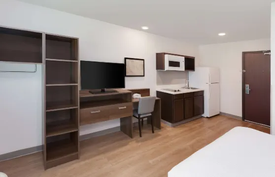 貝克斯菲爾德東伍德斯普林套房酒店