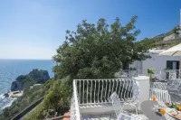 Casa Giovannina - Charming Fisherman s House with Stunning Views