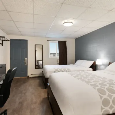 Howard Johnson by Wyndham Grande Prairie Hotels near Westgate