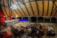 Uukwaluudhi Safari Lodge Hôtels à : Opuwo