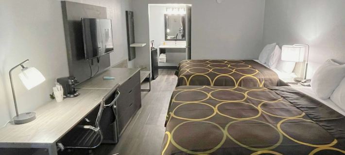 Super 8 by Wyndham Pigeon Forge Downtown Hotels in Pigeon Forge